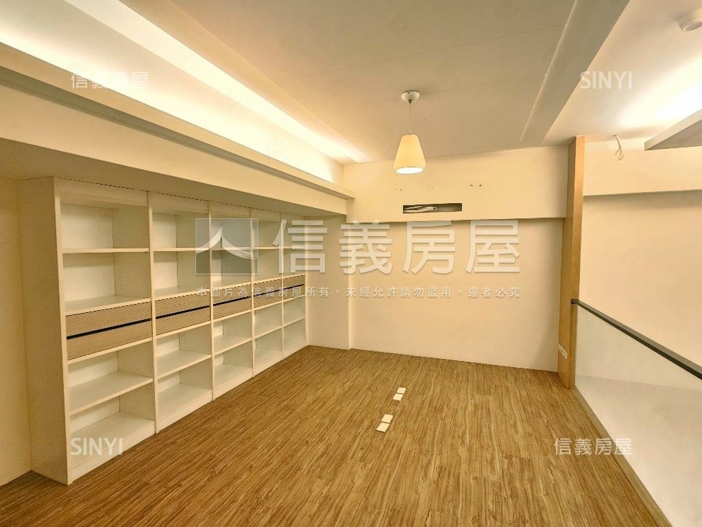 美村路黃金樓店房屋室內格局與周邊環境