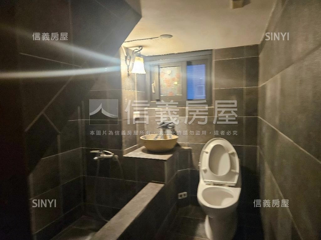 美村路黃金樓店房屋室內格局與周邊環境