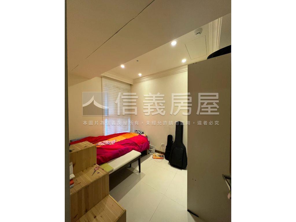 晶麒邊間激安３房房屋室內格局與周邊環境