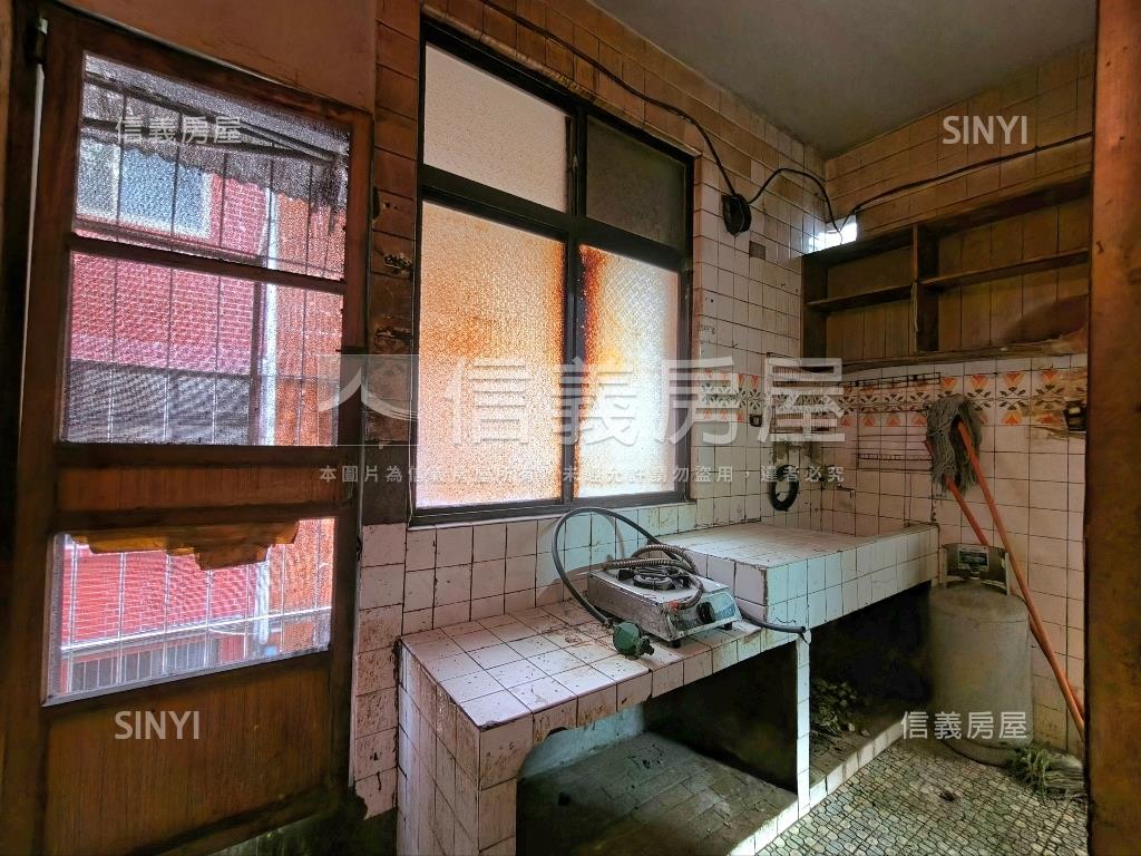 專約✩一層一戶公寓二樓房屋室內格局與周邊環境
