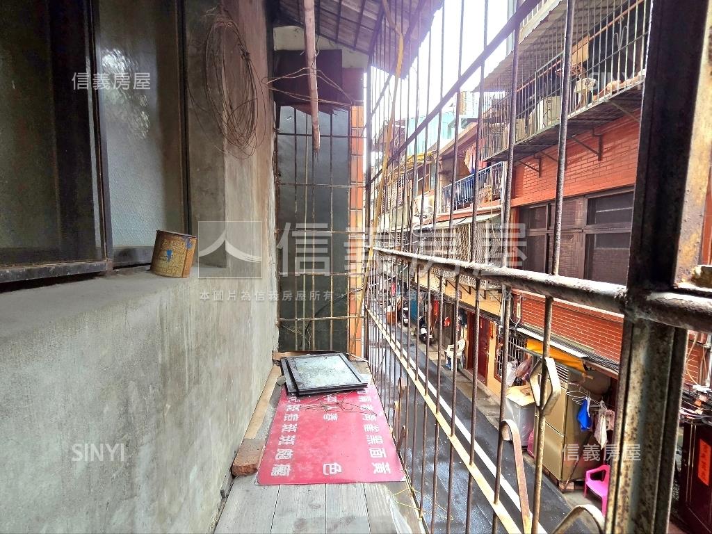 專約✩一層一戶公寓二樓房屋室內格局與周邊環境