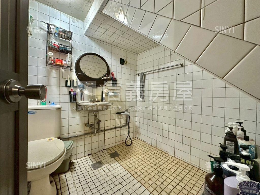 安順臨路優質透天房屋室內格局與周邊環境