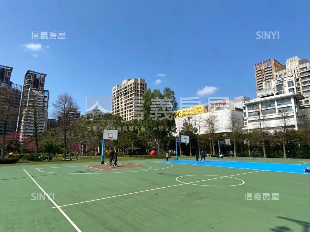 香賓露台大三房房屋室內格局與周邊環境