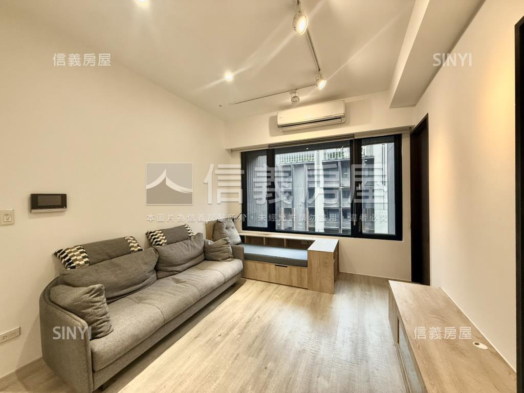 國賓大悅次頂樓精裝戶房屋室內格局與周邊環境