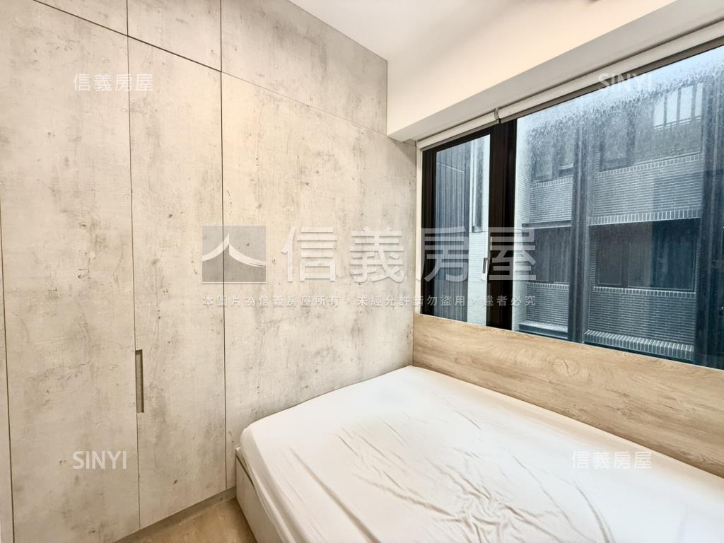 國賓大悅次頂樓精裝戶房屋室內格局與周邊環境