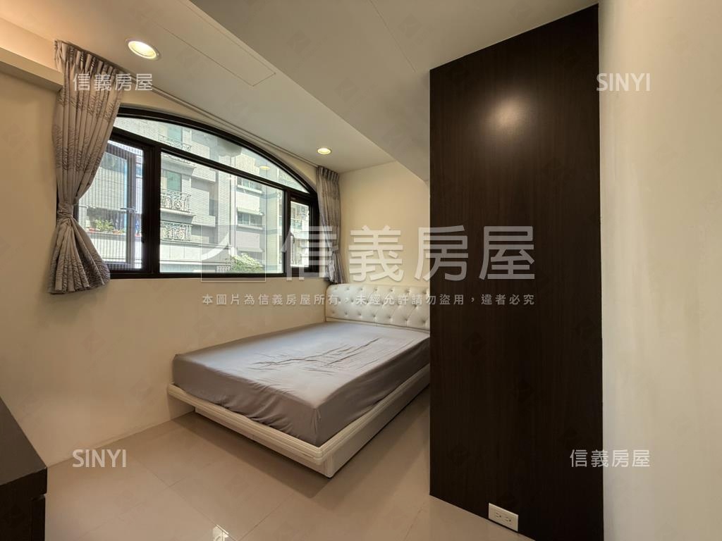 湖水裔精美二房房屋室內格局與周邊環境