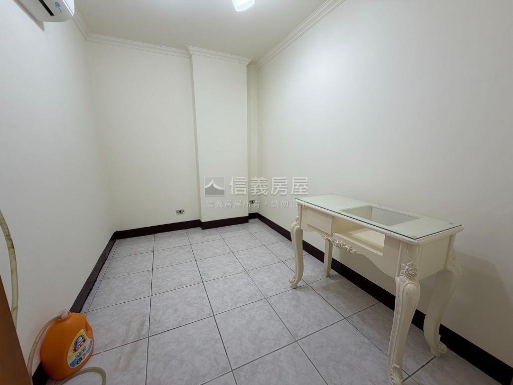 龍城一層一戶氣派三房美屋房屋室內格局與周邊環境