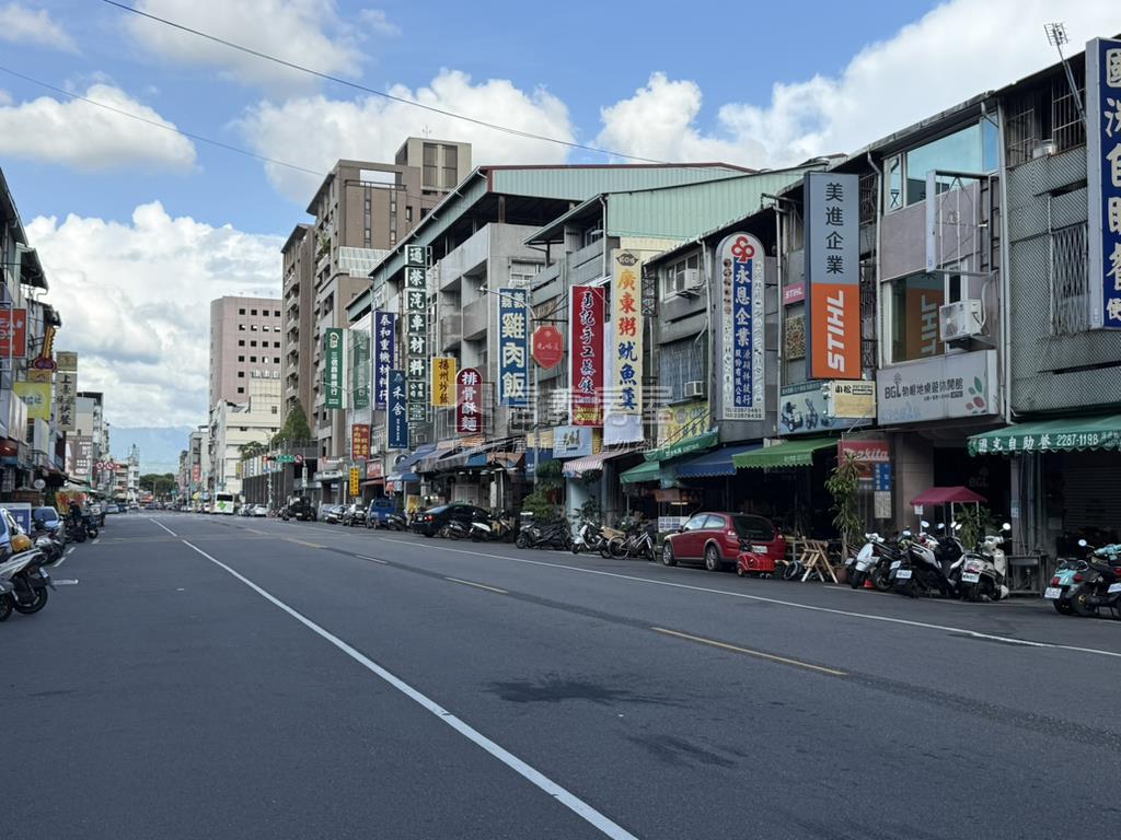 中興大學旁南門路透天店面房屋室內格局與周邊環境