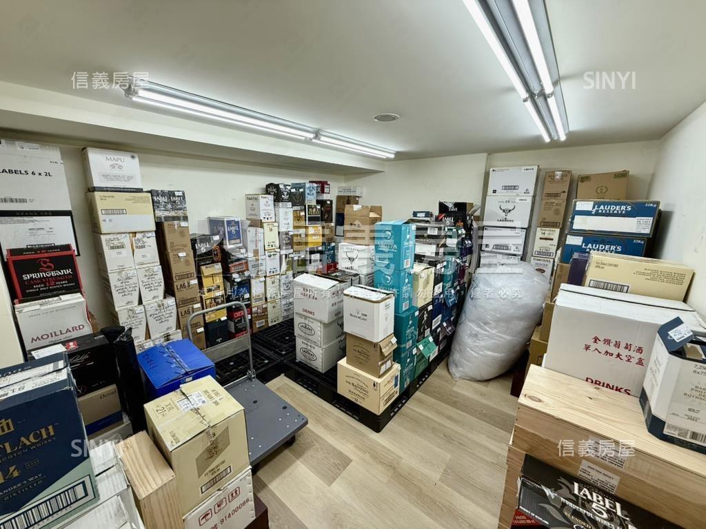 Ｇ３霸氣九如面寬金店面房屋室內格局與周邊環境
