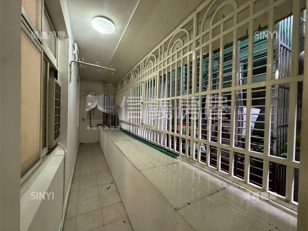 近捷運三樓優質公寓房屋室內格局與周邊環境