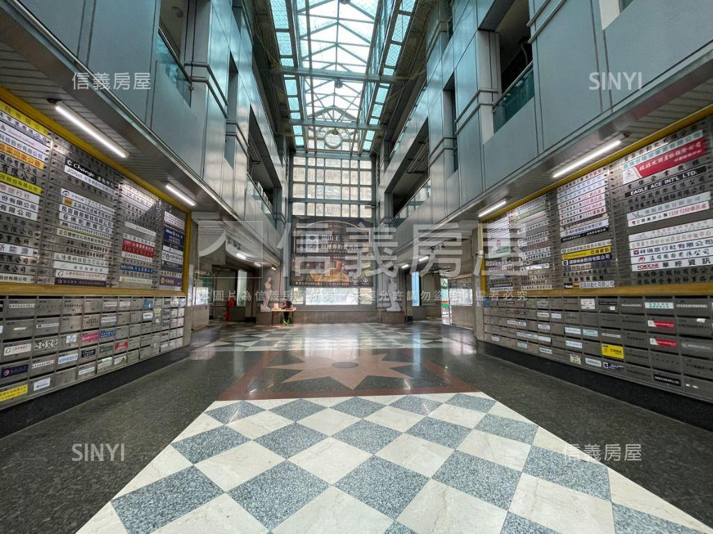 中壢海華銀行金店面房屋室內格局與周邊環境