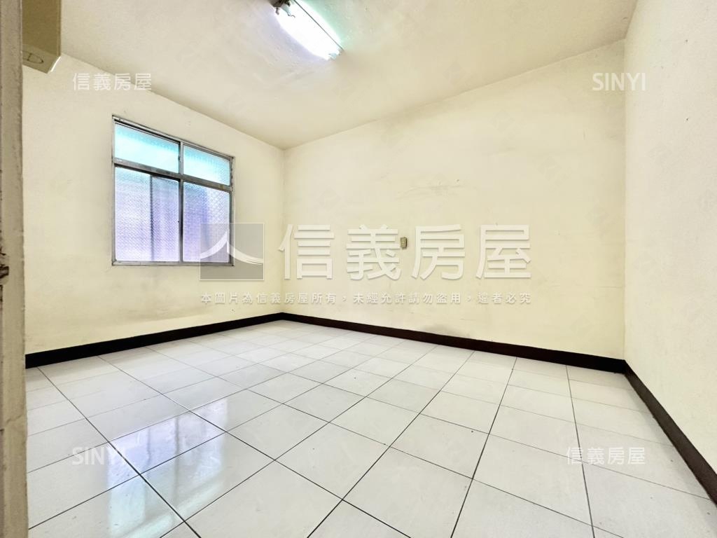 近ＬＧ０８採光三樓房屋室內格局與周邊環境