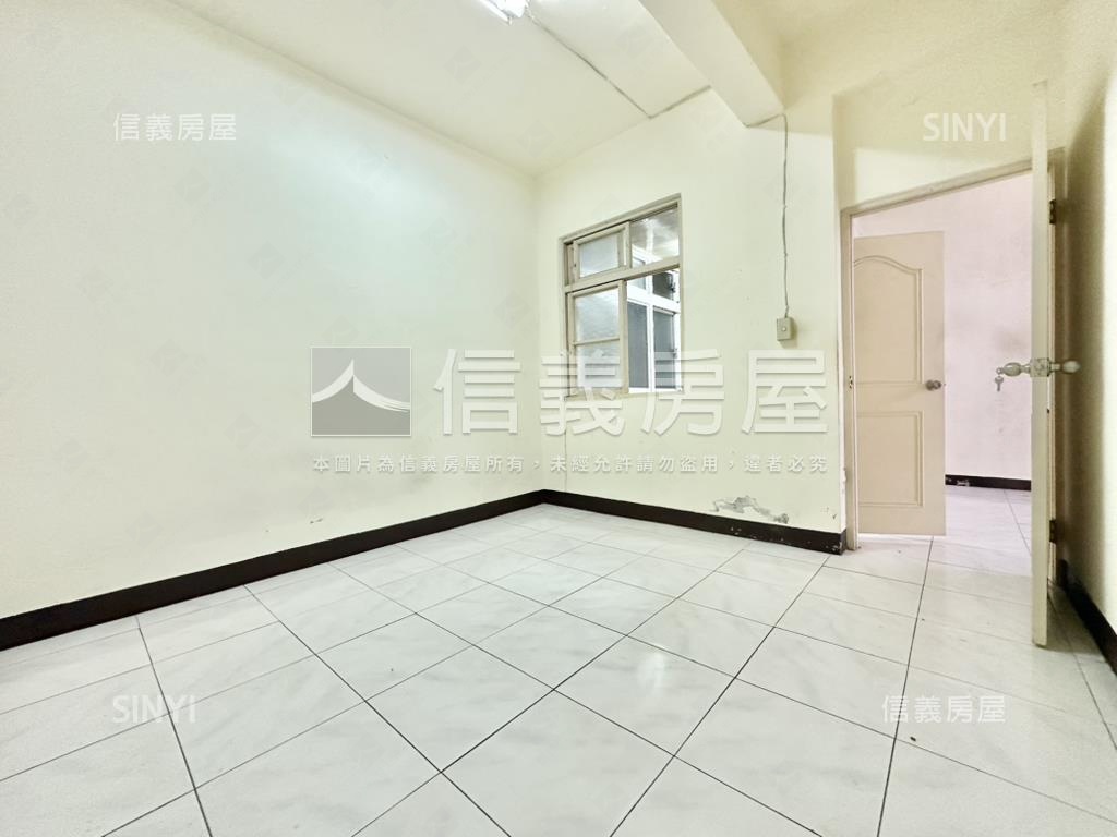 近ＬＧ０８採光三樓房屋室內格局與周邊環境