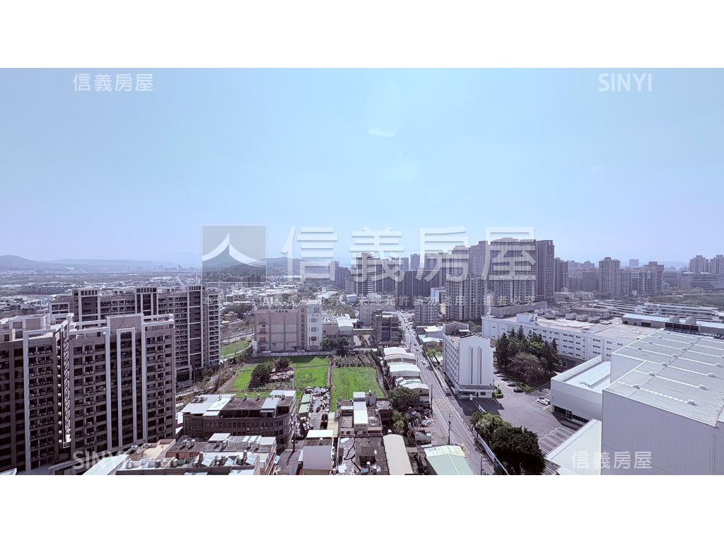 世紀城次頂樓東南景觀三房房屋室內格局與周邊環境