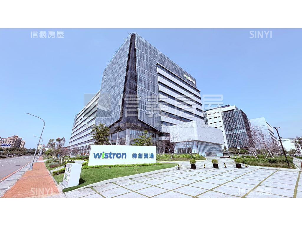 世紀城次頂樓東南景觀三房房屋室內格局與周邊環境