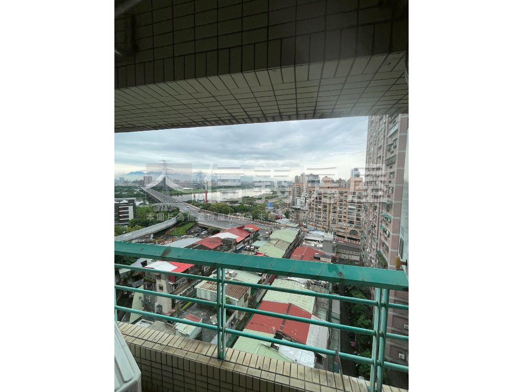 中和站天然瓦斯套房有陽台房屋室內格局與周邊環境