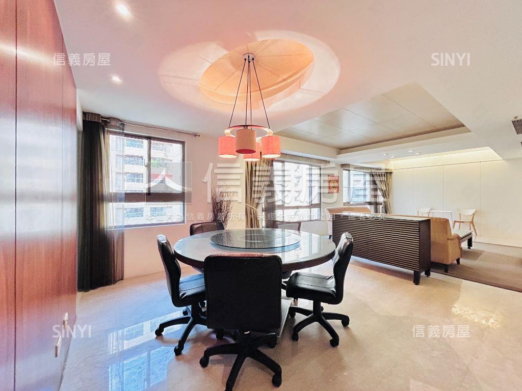 麗寶經典雙車位房屋室內格局與周邊環境