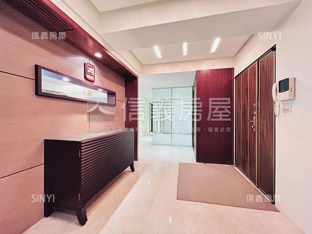 麗寶經典雙車位房屋室內格局與周邊環境