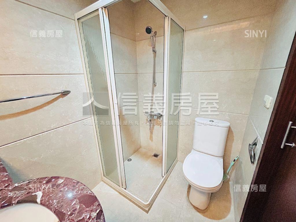 麗寶經典雙車位房屋室內格局與周邊環境