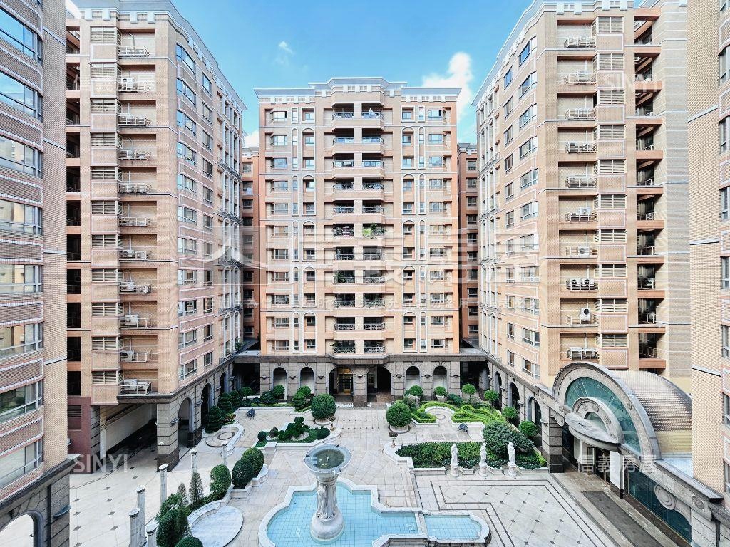 麗寶經典雙車位房屋室內格局與周邊環境