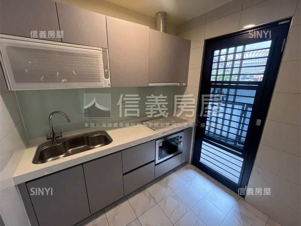 學府之森兩房車位房屋室內格局與周邊環境