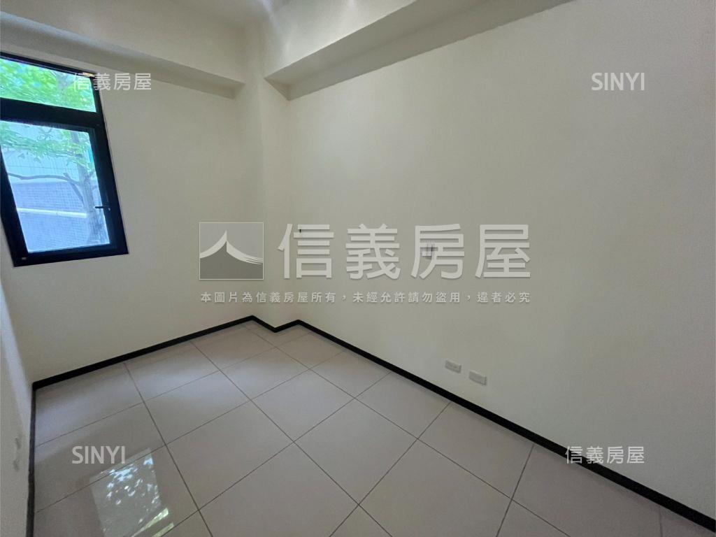 學府之森兩房車位房屋室內格局與周邊環境