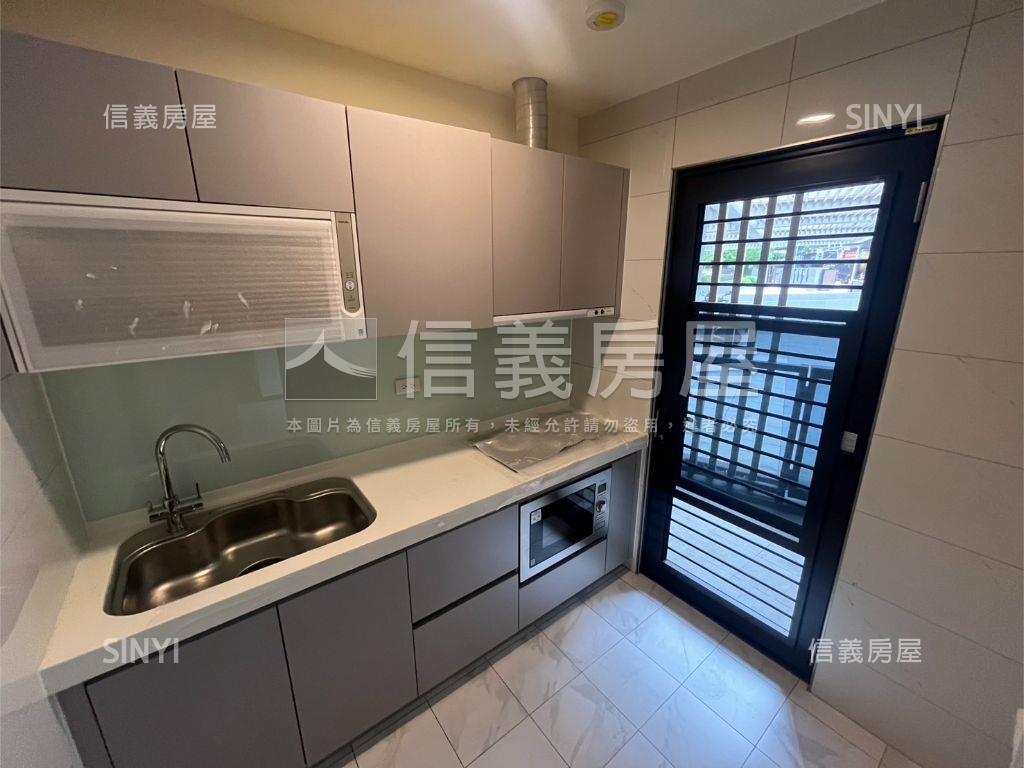 學府之森兩房車位房屋室內格局與周邊環境