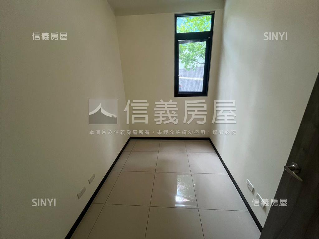 學府之森兩房車位房屋室內格局與周邊環境