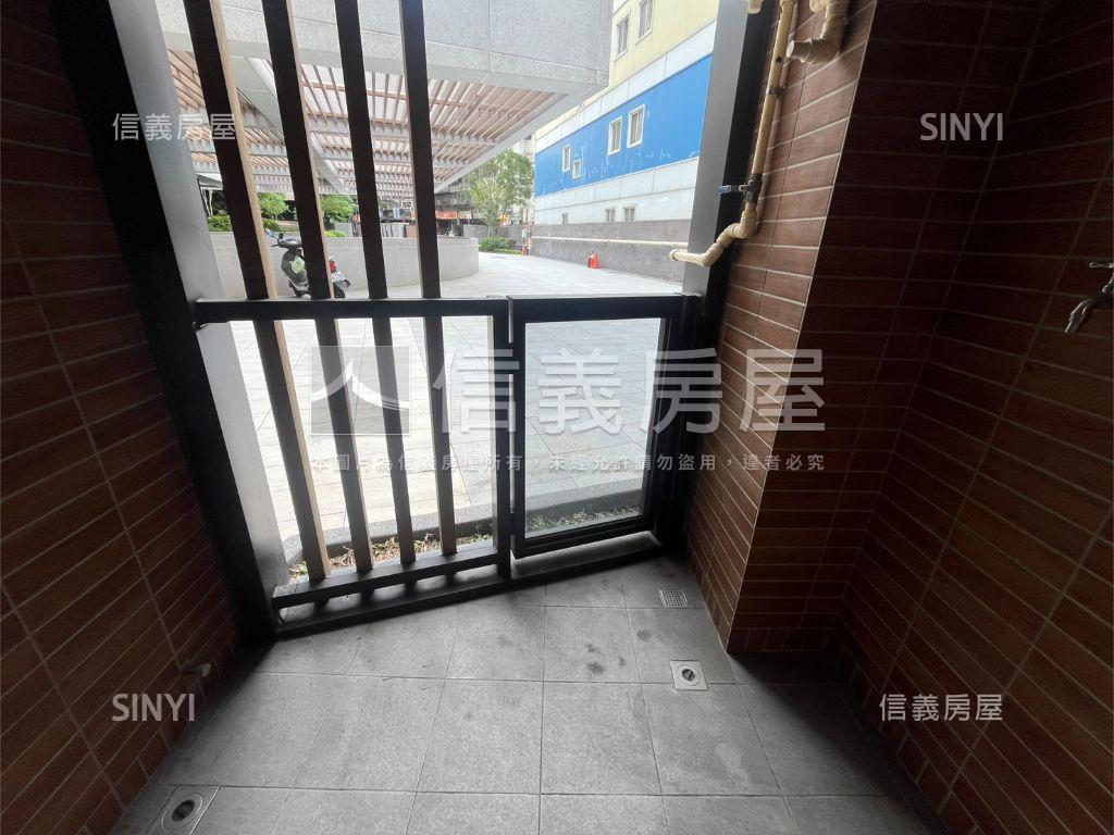 學府之森兩房車位房屋室內格局與周邊環境