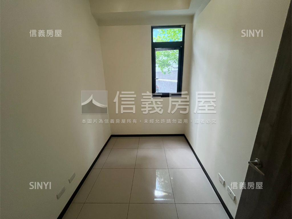 學府之森兩房車位房屋室內格局與周邊環境