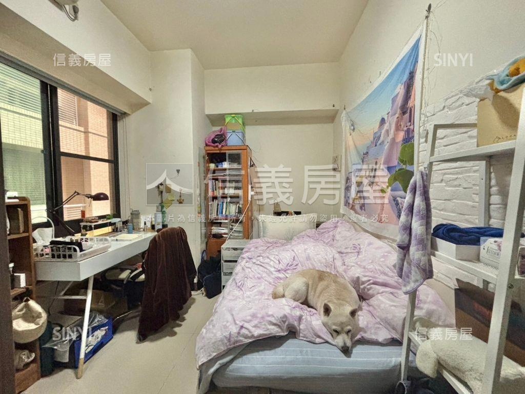 採光棒農１６崑庭雙車美邸房屋室內格局與周邊環境