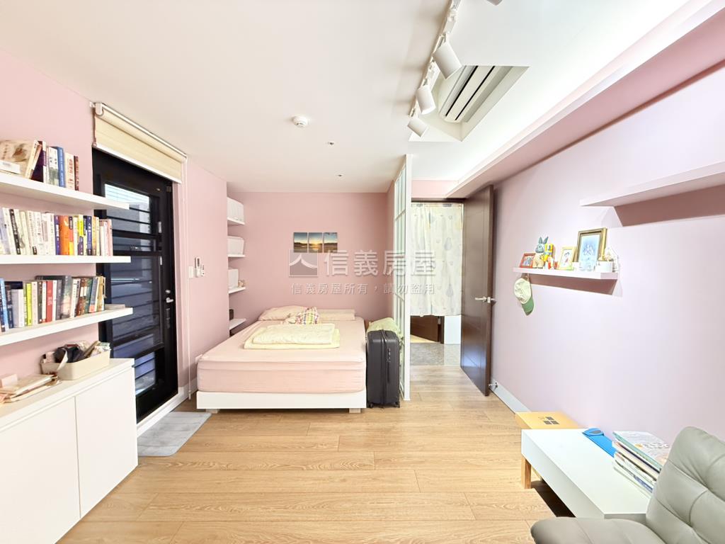 富宇帝國之心✦帝王露臺戶房屋室內格局與周邊環境