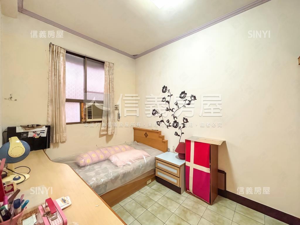 專．陽明商圈稀有車庫透天房屋室內格局與周邊環境