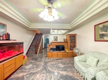 獨家．陽明稀有車庫美透天