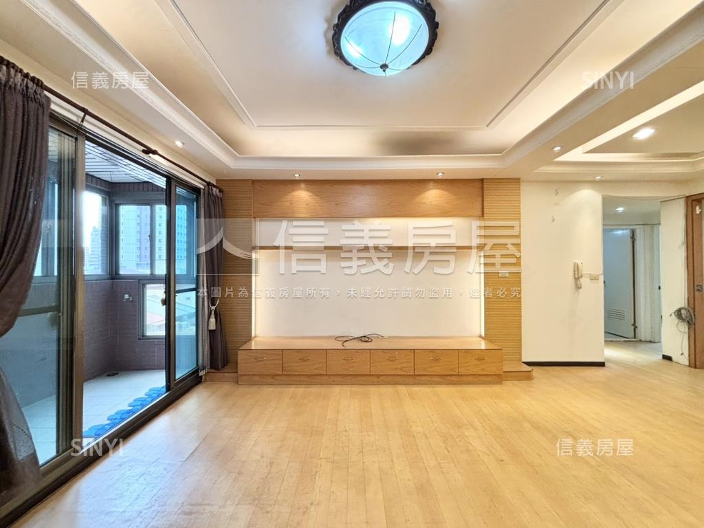 狀元家庭高樓三房休旅車位房屋室內格局與周邊環境