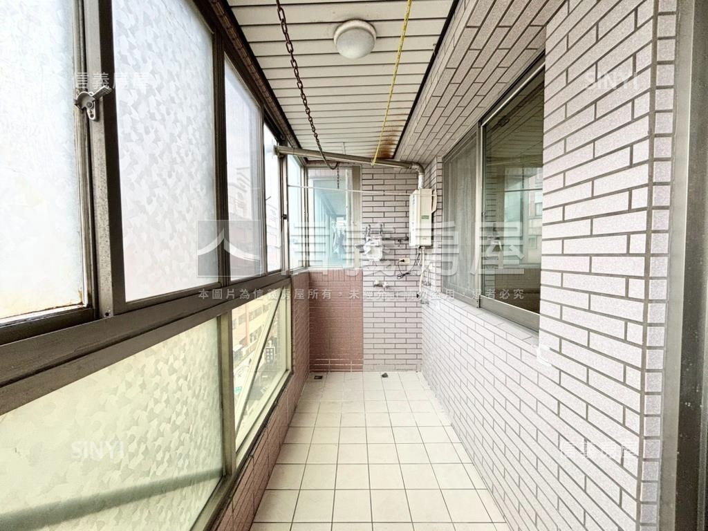 狀元家庭高樓三房休旅車位房屋室內格局與周邊環境