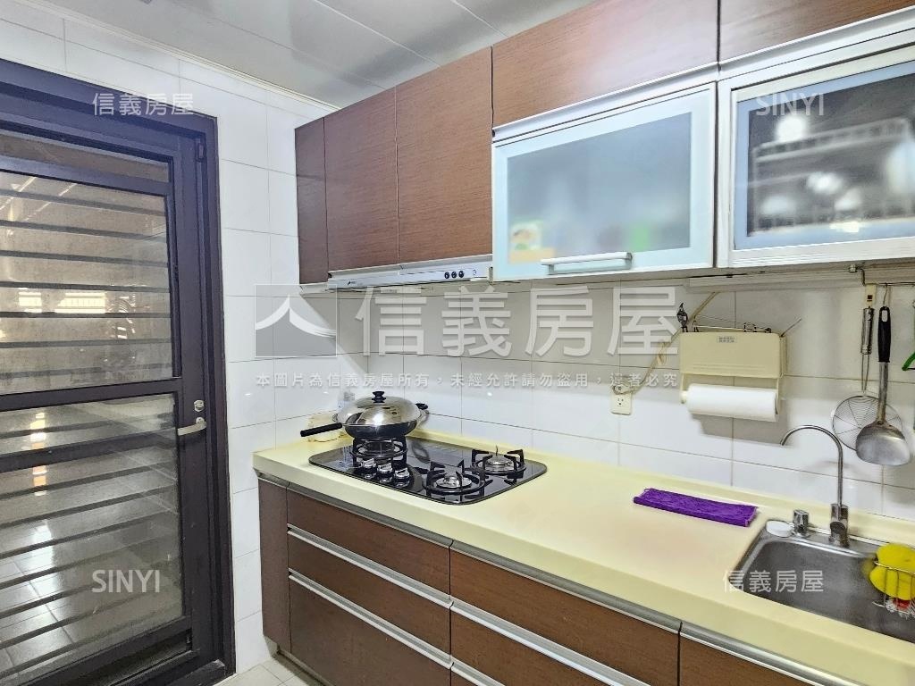 德鑫博爵溫馨大三房房屋室內格局與周邊環境