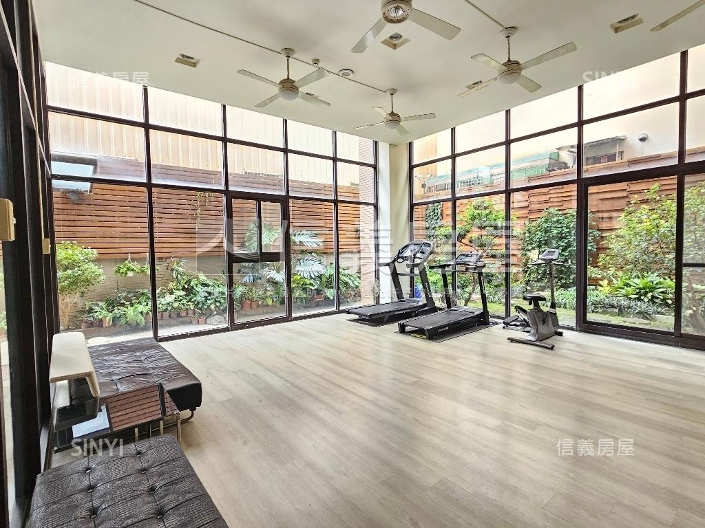 德鑫博爵溫馨大三房房屋室內格局與周邊環境