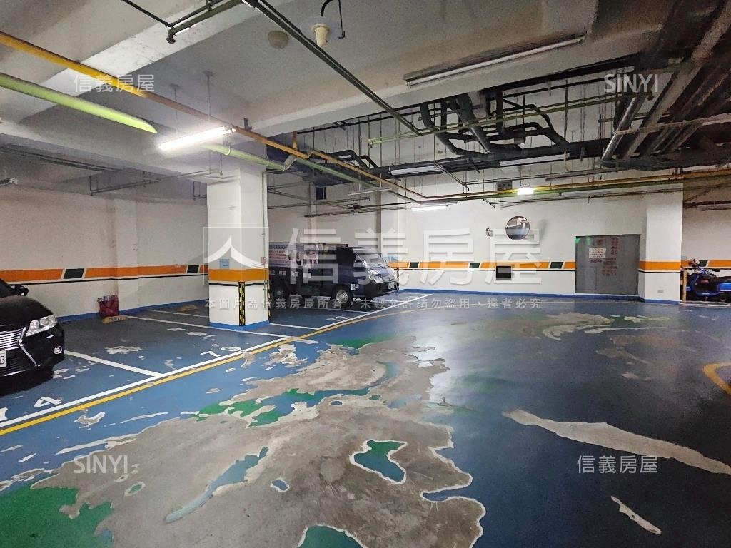 德鑫博爵溫馨大三房房屋室內格局與周邊環境