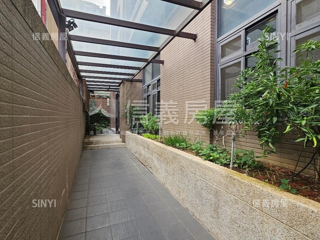 德鑫博爵溫馨大三房房屋室內格局與周邊環境