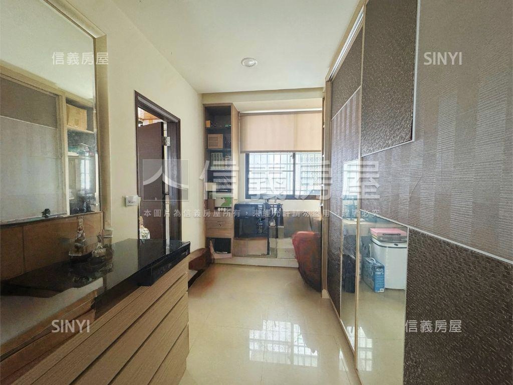 東區崇善社區型透天房屋室內格局與周邊環境
