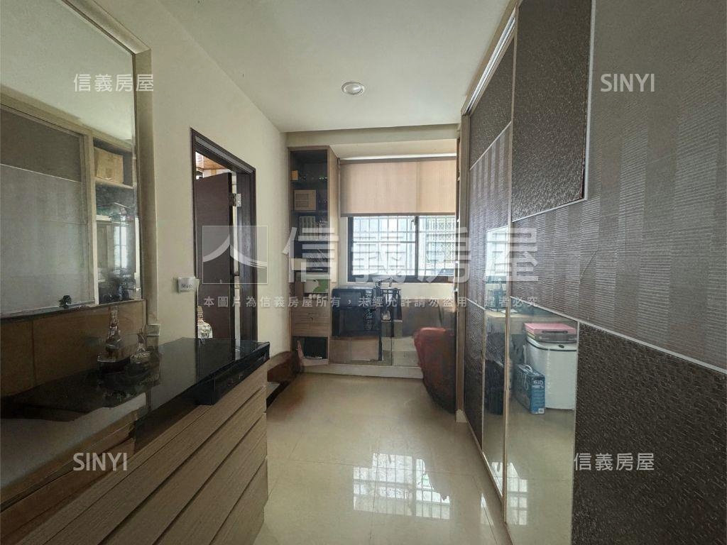 東區崇善社區型透天房屋室內格局與周邊環境