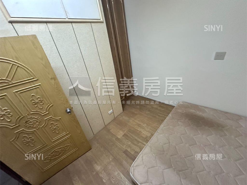 低總價透天房屋室內格局與周邊環境