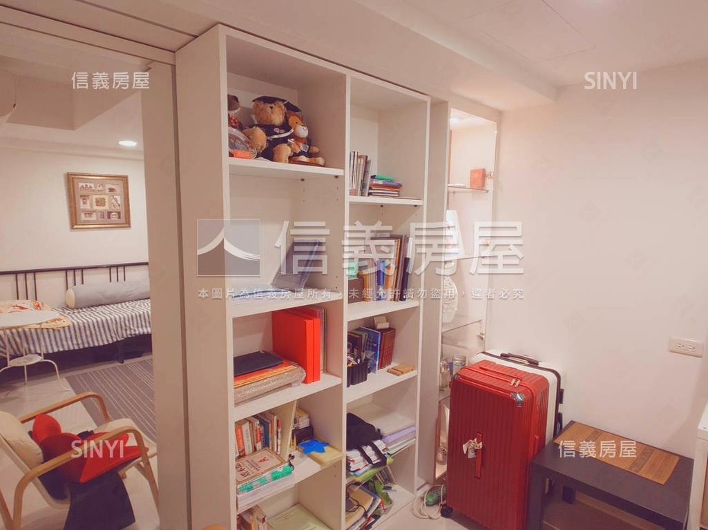 中正國中＿邊間一樓庭院戶房屋室內格局與周邊環境