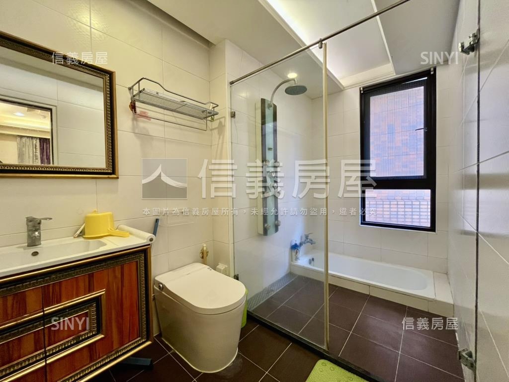 金富帝寶四必成房屋室內格局與周邊環境