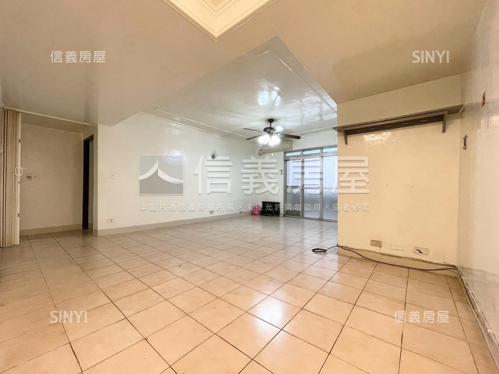 ★新店優雅大三房大陽台房屋室內格局與周邊環境