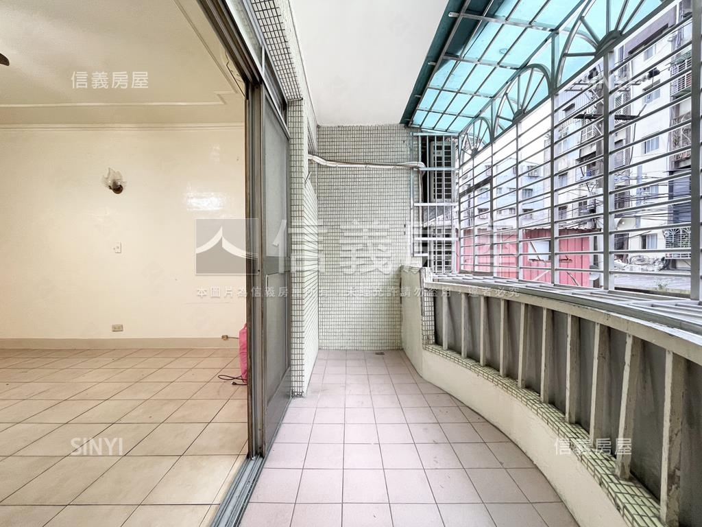 ★新店優雅大三房大陽台房屋室內格局與周邊環境