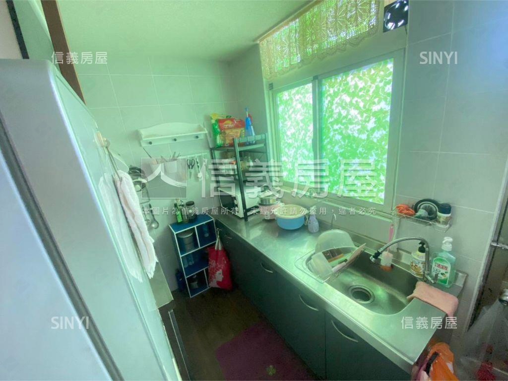 忠孝東路收租美寓房屋室內格局與周邊環境