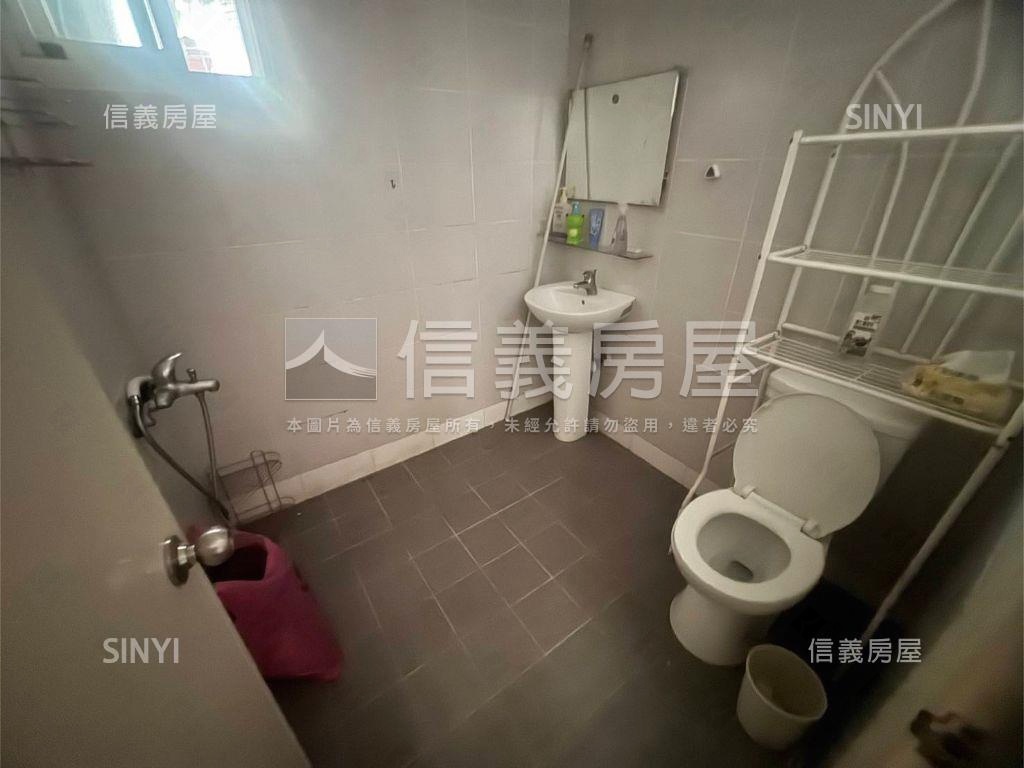 忠孝東路收租美寓房屋室內格局與周邊環境