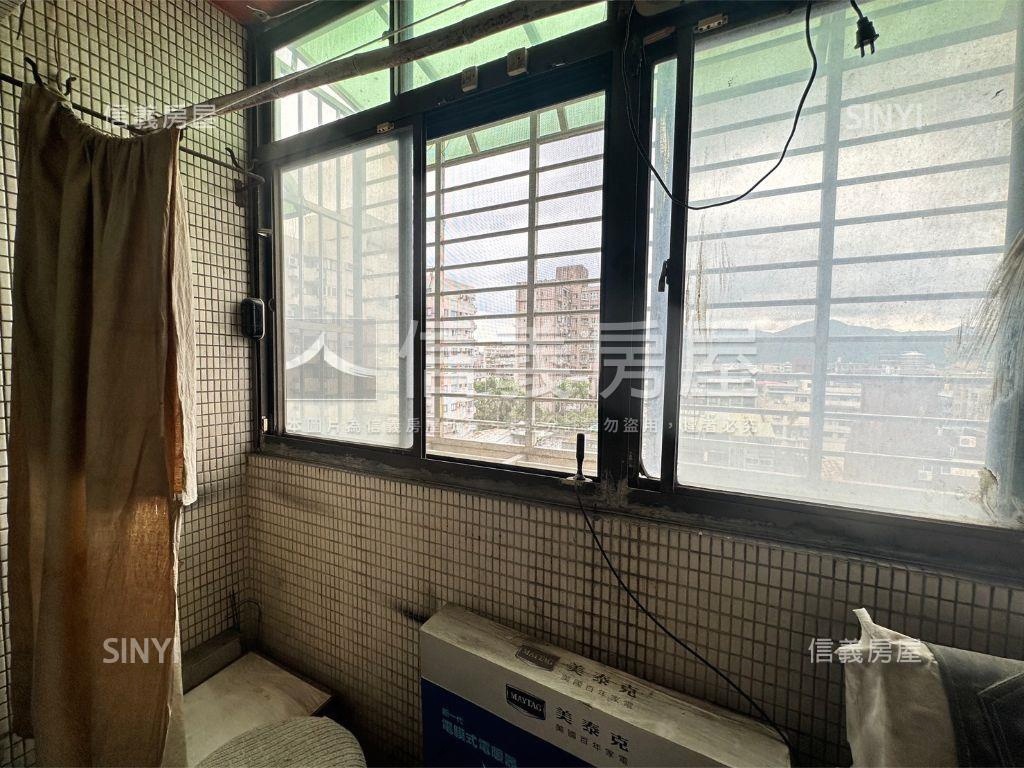 近捷運高樓住辦房屋室內格局與周邊環境
